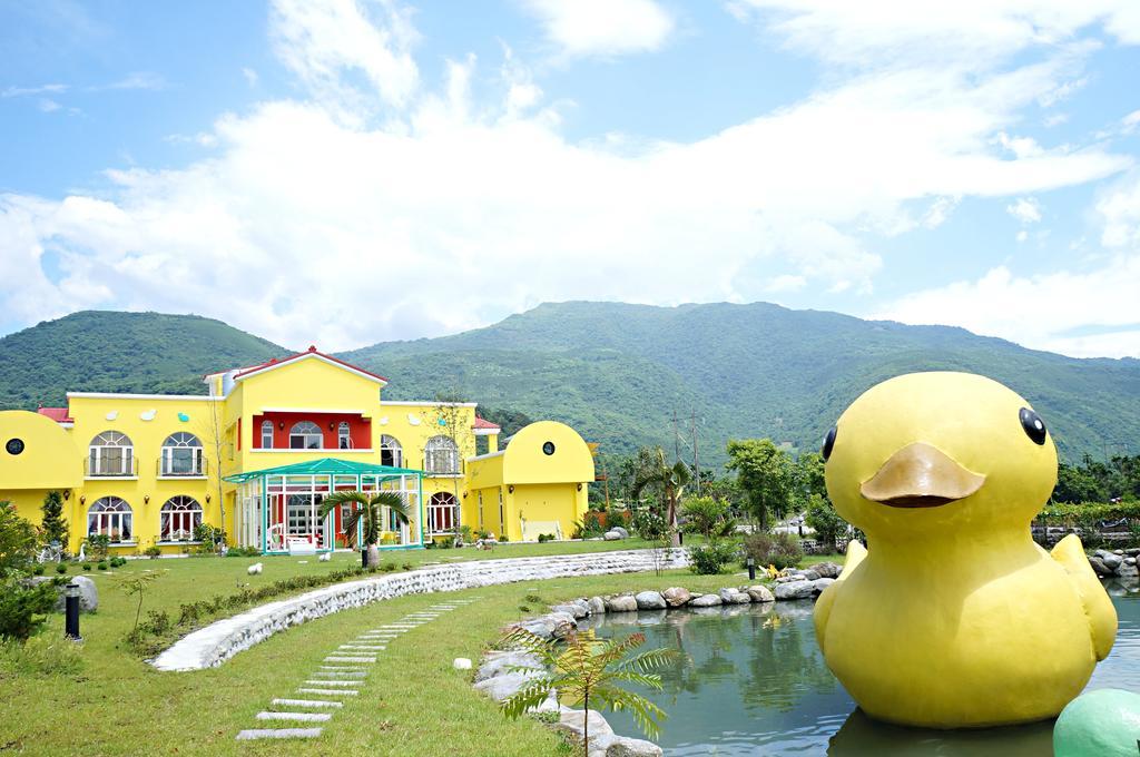 Bed and Breakfast 依比鴨鴨水岸會館 Ducking House Ruisui Exterior foto
